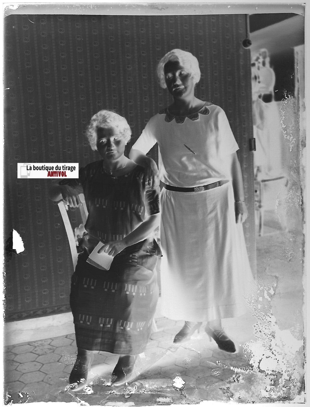 Portrait de femmes, Plaque verre photo ancienne, négatif noir & blanc 9x12 cm