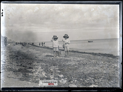 Plage, Berck-sur-Mer, enfants, plaque verre photo ancienne, négatif 9x12 cm