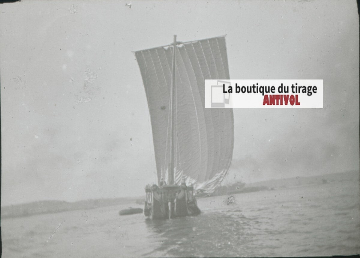 Asie, mer, Japon, bateau, photo plaque verre, noir & blanc, positif 8,5x10 cm