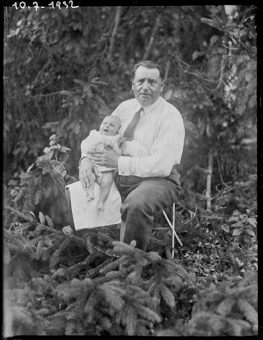 Plaque verre photo ancienne négatif noir et blanc 9x12 cm homme bébé portrait