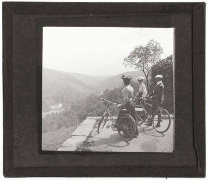Vélo Plombières-les-Bains, photo ancienne plaque de verre, positif 8,5x10 cm
