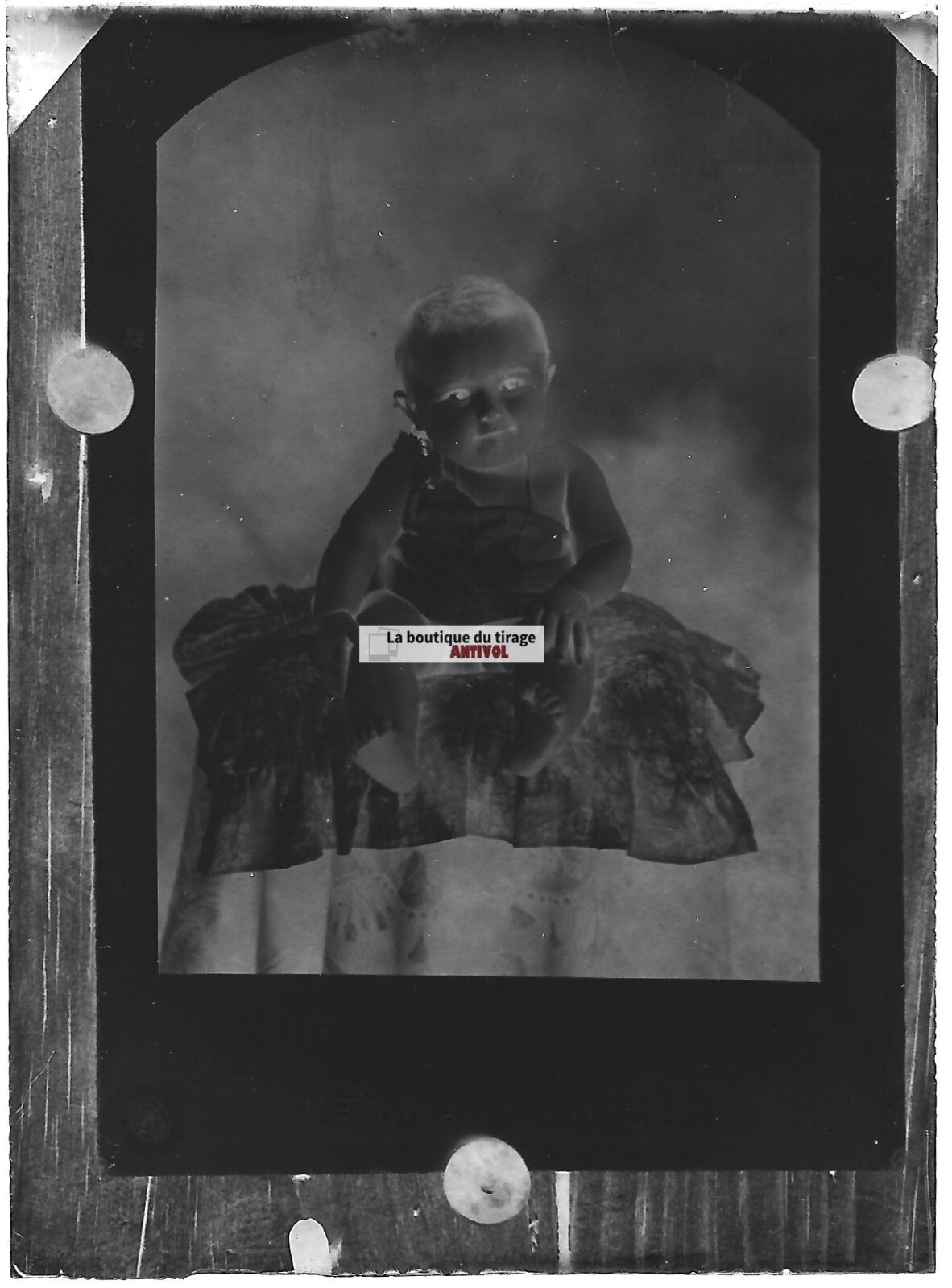 Plaque verre photo ancienne négatif noir et blanc 6x9 cm enfant bébé enfance