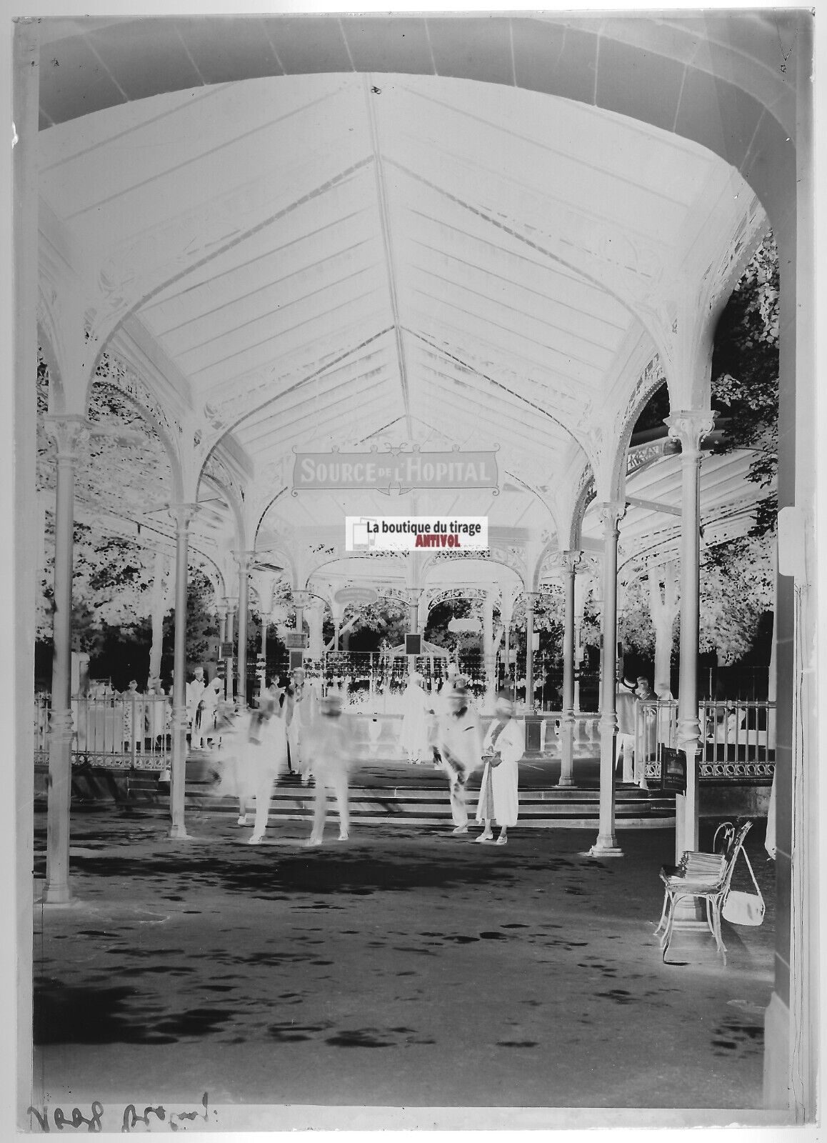 Plaque verre photo ancienne négatif noir et blanc 13x18 cm Vichy source hôpital