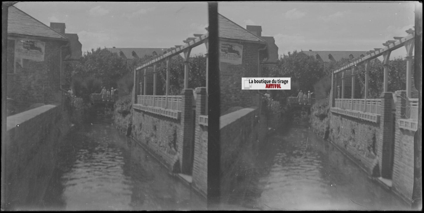 Village, famille, canal, stéréoscopie plaque ancienne verre, négatif 9x18 cm