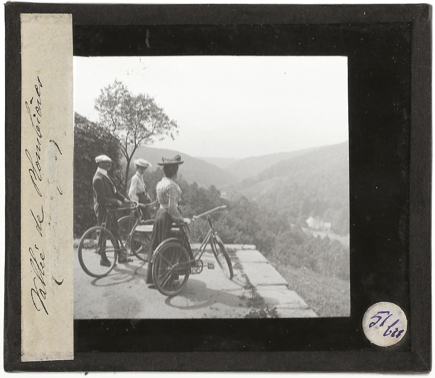 Vélo Plombières-les-Bains, photo ancienne plaque de verre, positif 8,5x10 cm
