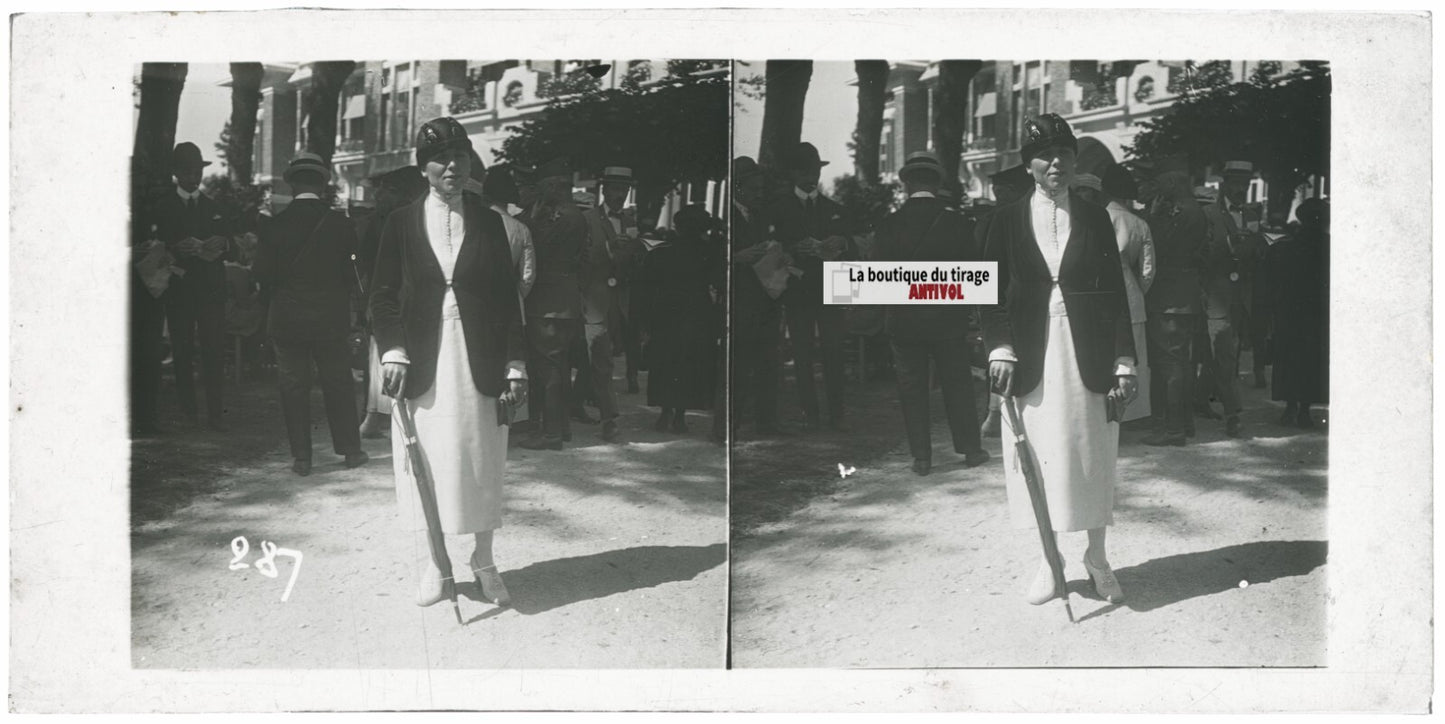 Personnages, Longchamp, Paris, plaque verre stéréoscopique, positif 8,5x17 cm