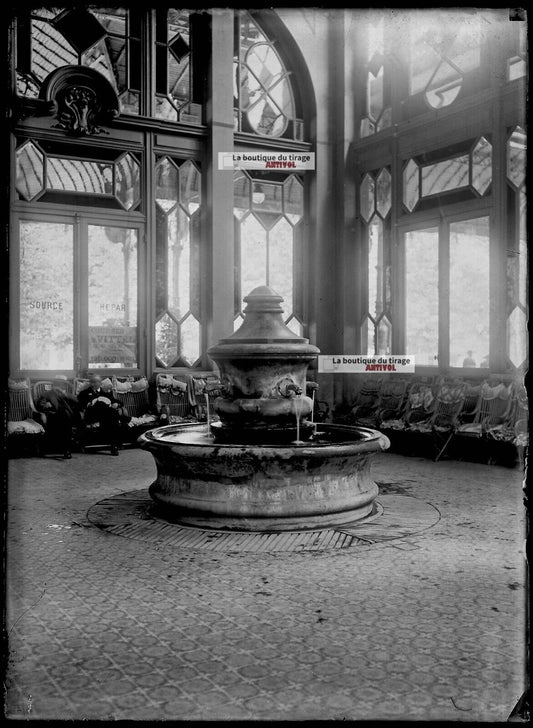 Plaque verre photo ancienne négatif noir et blanc 13x18 cm Vittel source Hepar