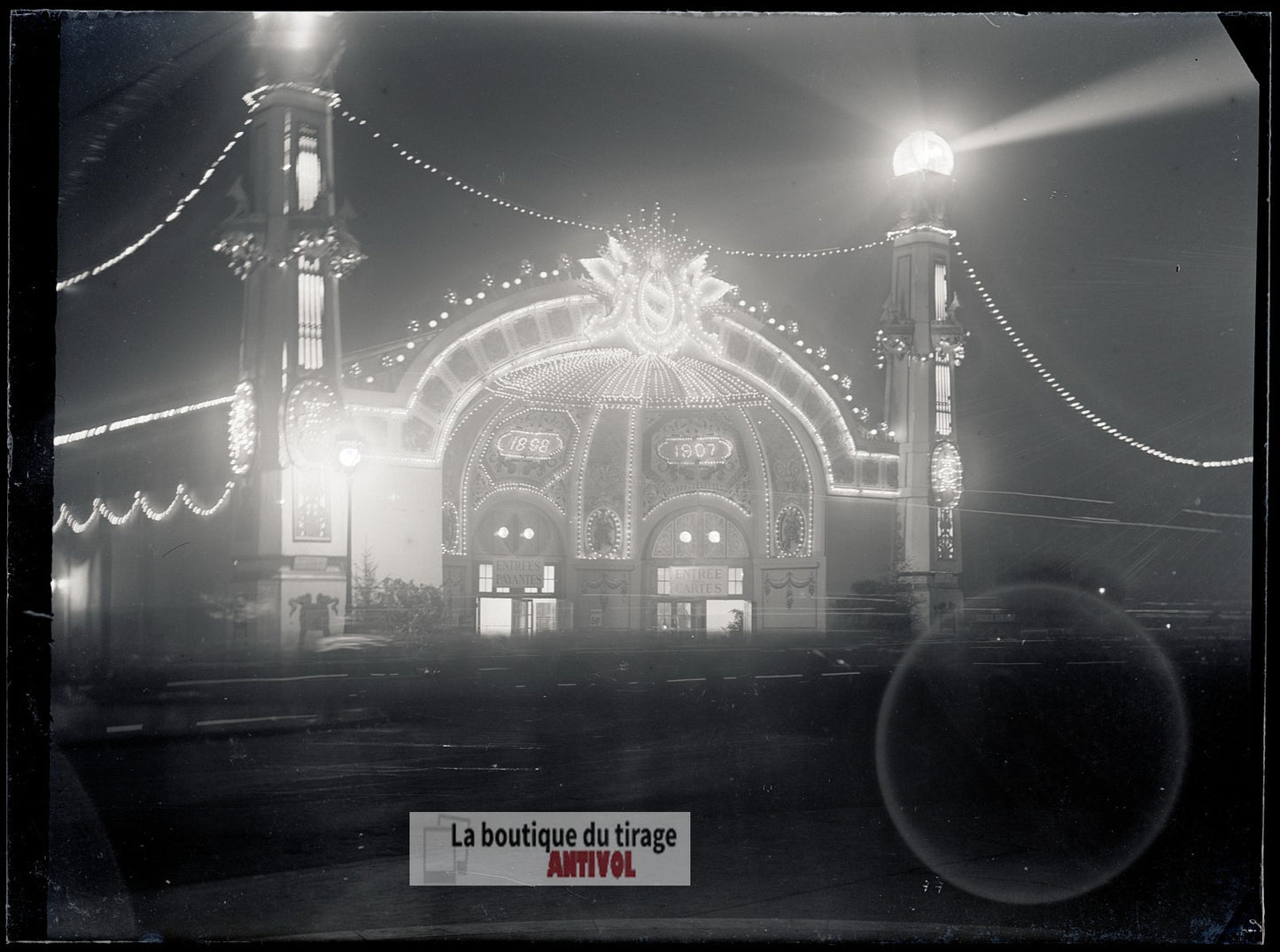 Palais des Fêtes illuminé, Paris, plaque verre, photo ancienne, négatif 9x12 cm
