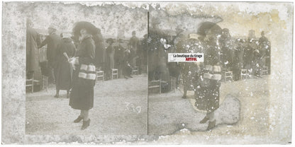 Scène de vie, Longchamp, Paris, plaque verre stéréoscopique, positif 8,5x17 cm