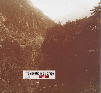 Gorges du Gave, Pyrénées, plaque verre, photo ancienne stéréo, sépia 6x13 cm