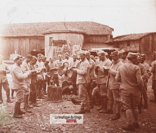 Épluchage pommes de terre, guerre WW1, plaque verre stéréo, photo 4,5x10,7 cm