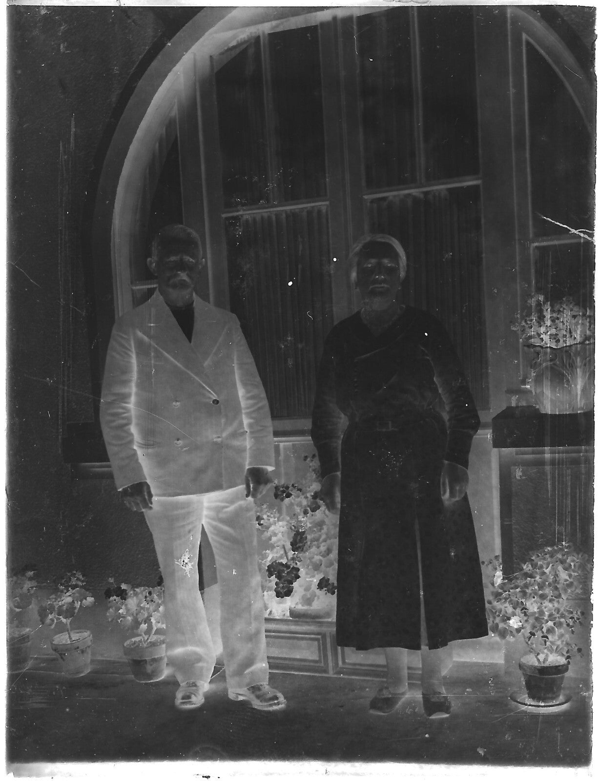 Plaque verre photo ancienne négatif noir et blanc 9x12 cm couple glass plate