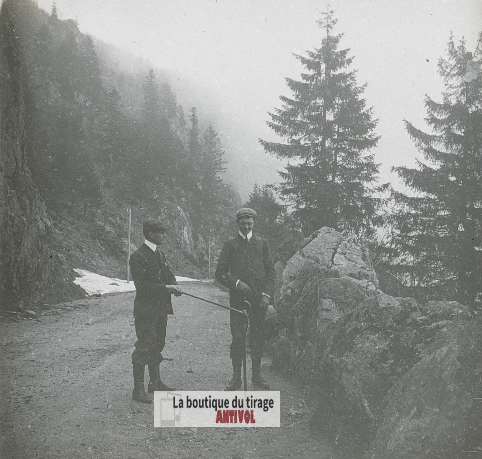 Promeneurs, montagne, plaque verre stéréo, photo ancienne 4,5x10,7 cm