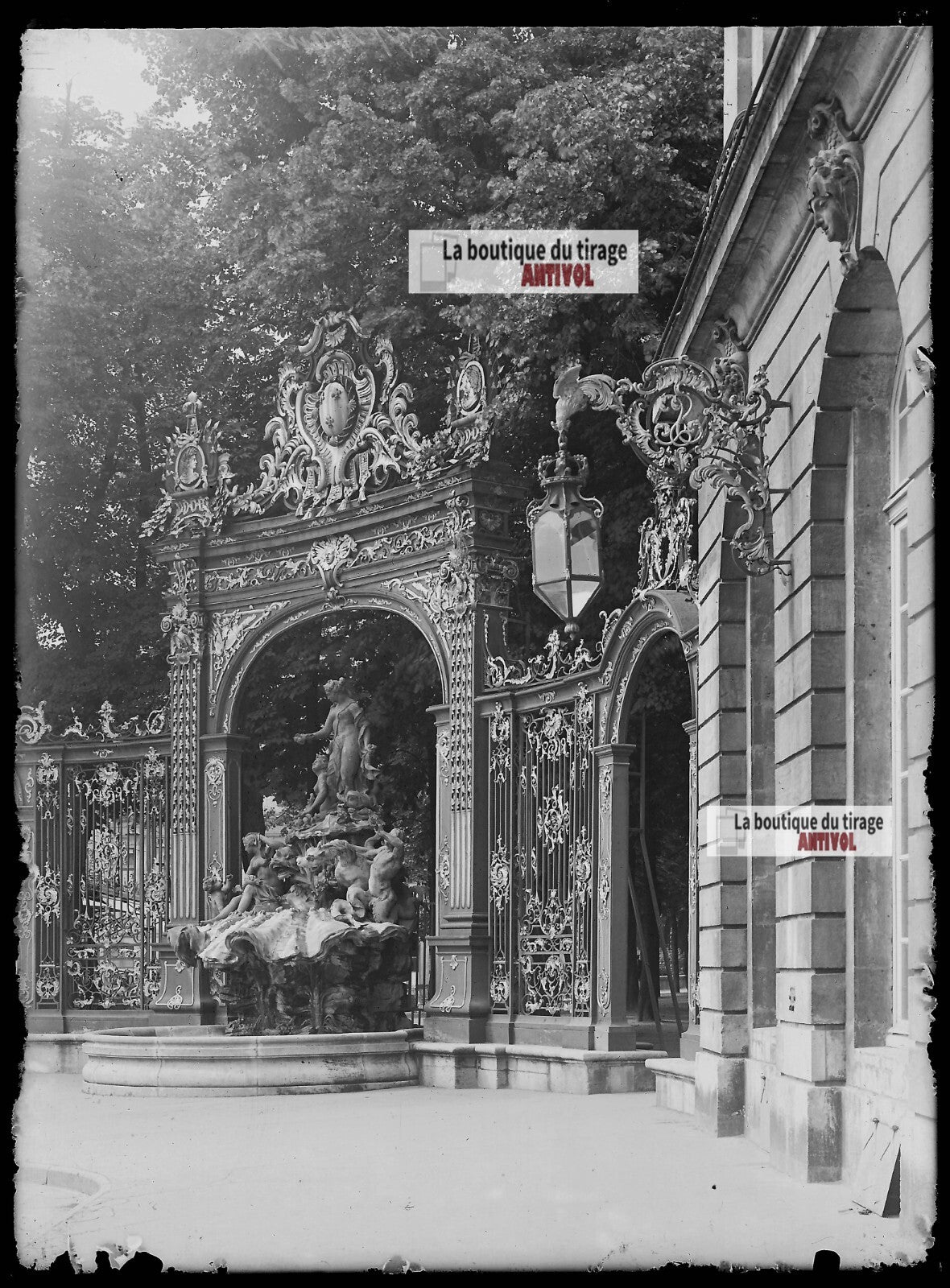 Plaque verre photo ancienne négatif noir et blanc 13x18cm Nancy fontaine Neptune