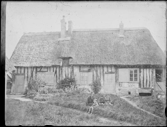 Plaque verre photo ancienne négatif noir et blanc 9x12 cm famille maison vintage