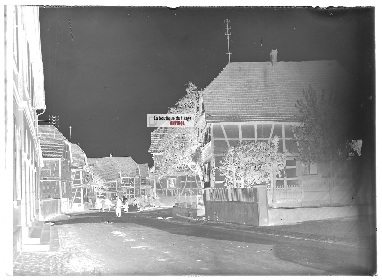 Plaque verre photo ancienne négatif noir et blanc 13x18 cm maison village Alsace