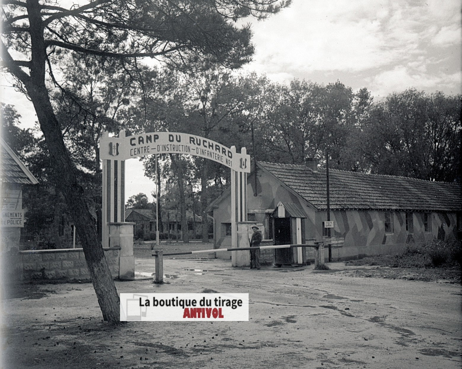 Camp du Ruchard, soldat, plaque verre, photo ancienne, négatif N&B 6x13 cm