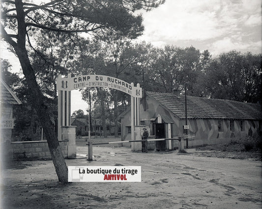 Camp du Ruchard, soldat, plaque verre, photo ancienne, négatif N&B 6x13 cm