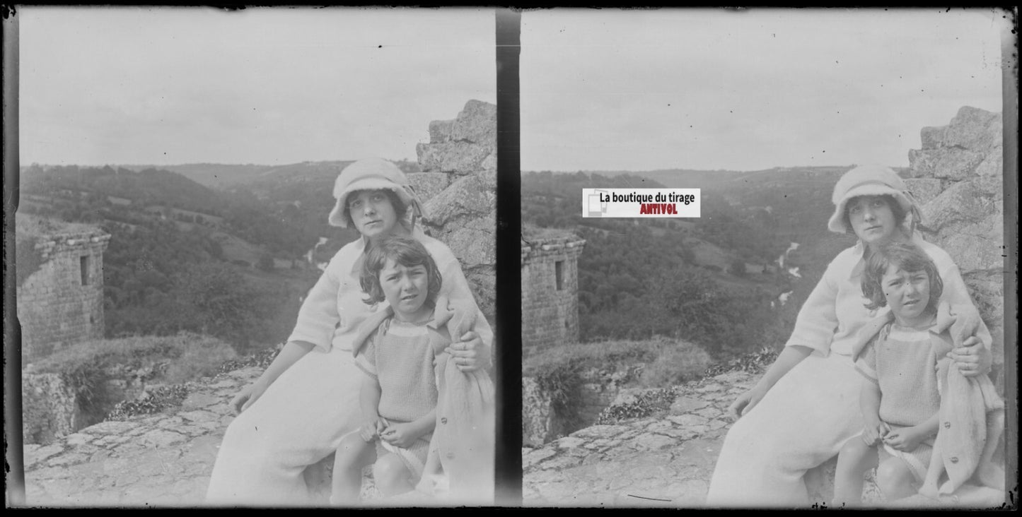 Ruine, personnages, Bretagne, stéréoscopie, photo plaque verre, négatif 9x18 cm