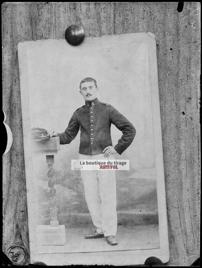 Plaque verre photo ancienne négatif noir et blanc 9x12 cm soldat 2e régiment 