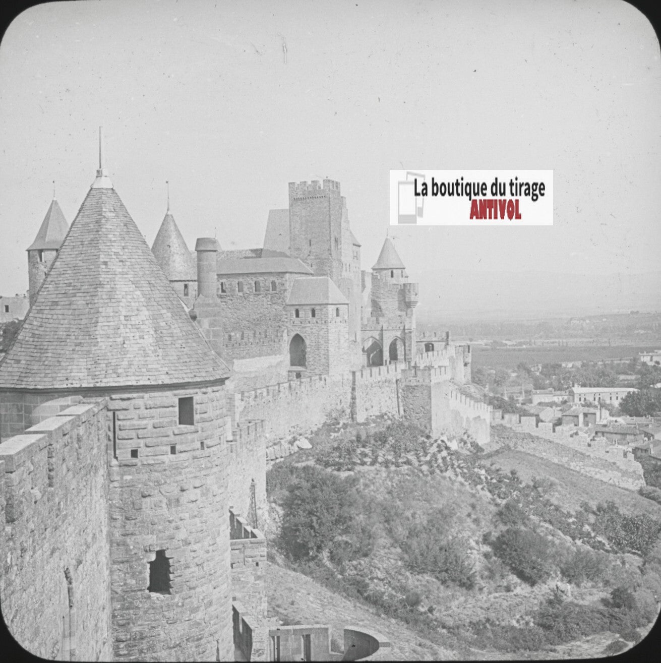 Cité de Carcassonne, photo plaque verre, noir et blanc, positif 8,5x10 cm