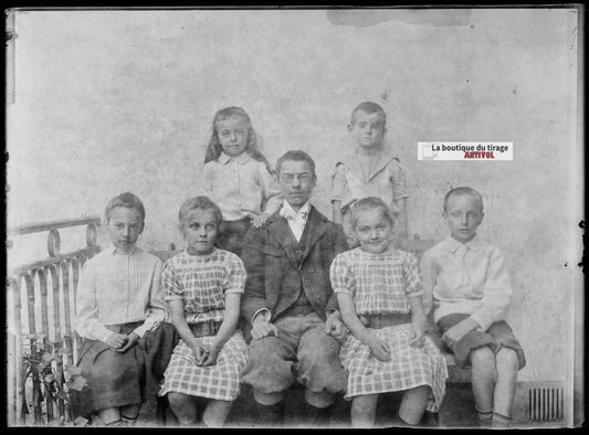 Plaque verre photo ancienne négatif noir et blanc 13x18 cm groupe d'enfants