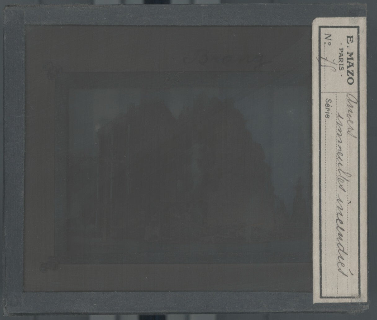 Anvers en flammes, guerre, photo plaque verre, noir & blanc, positif 8,5x10 cm