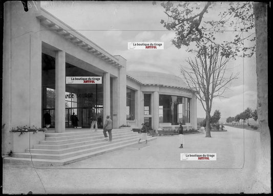 Plaque verre photo ancienne négatif noir et blanc 13x18 cm Vittel source eau