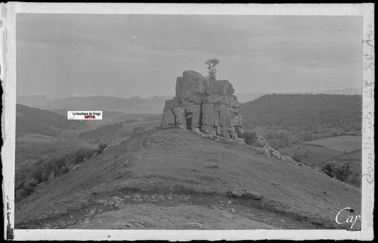 Plaque verre photo ancienne, négatif noir & blanc 9x14 cm, La Roche Romaine