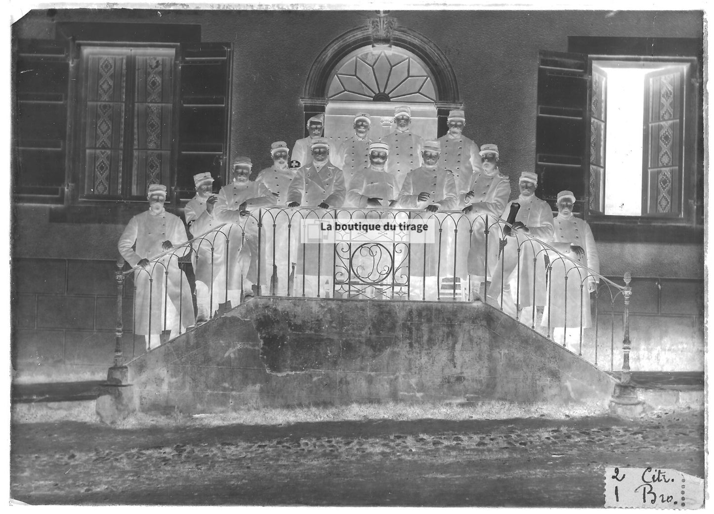 Plaque verre photo ancienne négatif noir et blanc 13x18 cm groupe soldats France