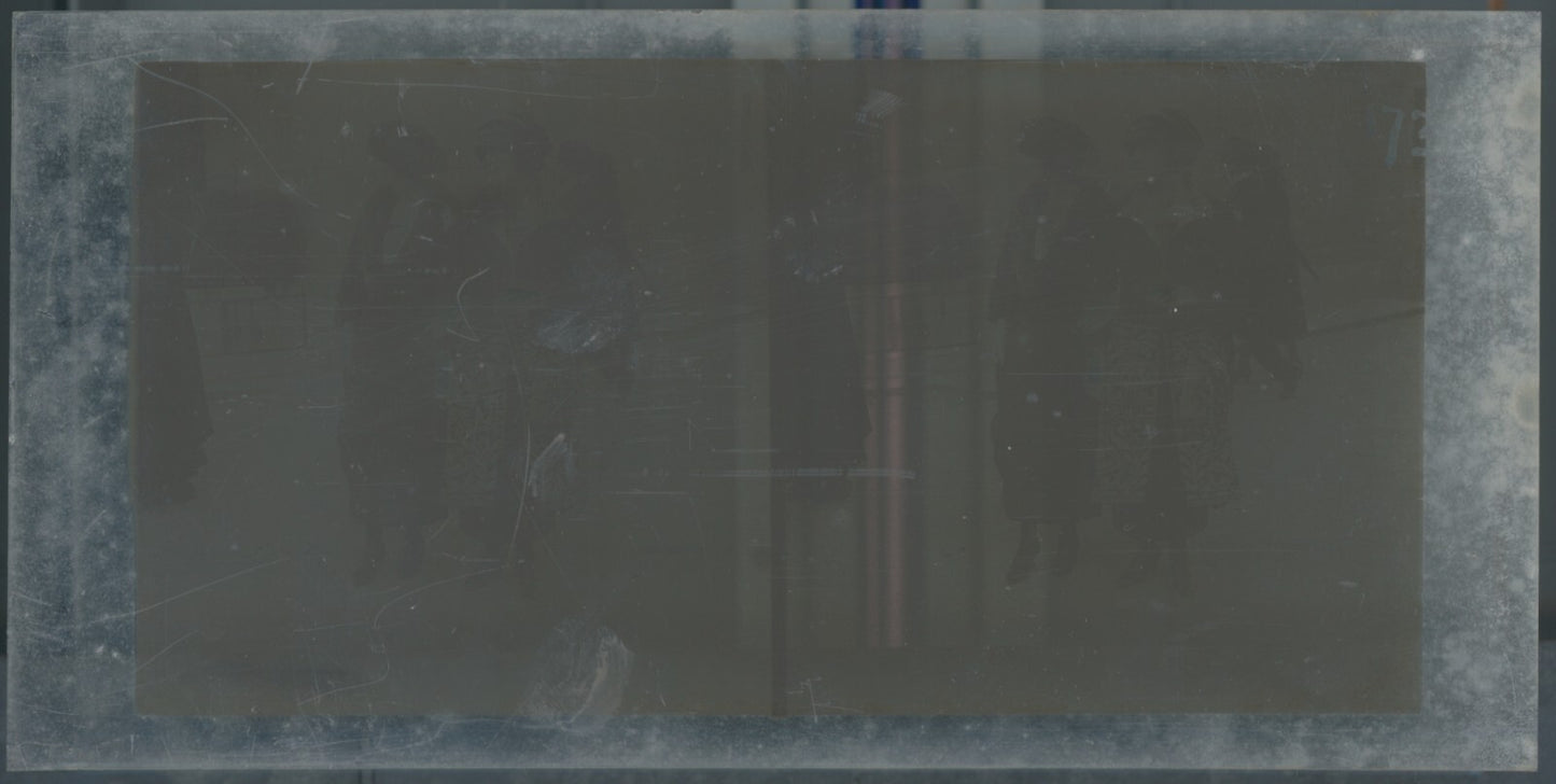 Personnages, Longchamp, Paris, plaque verre stéréoscopique, positif 8,5x17 cm