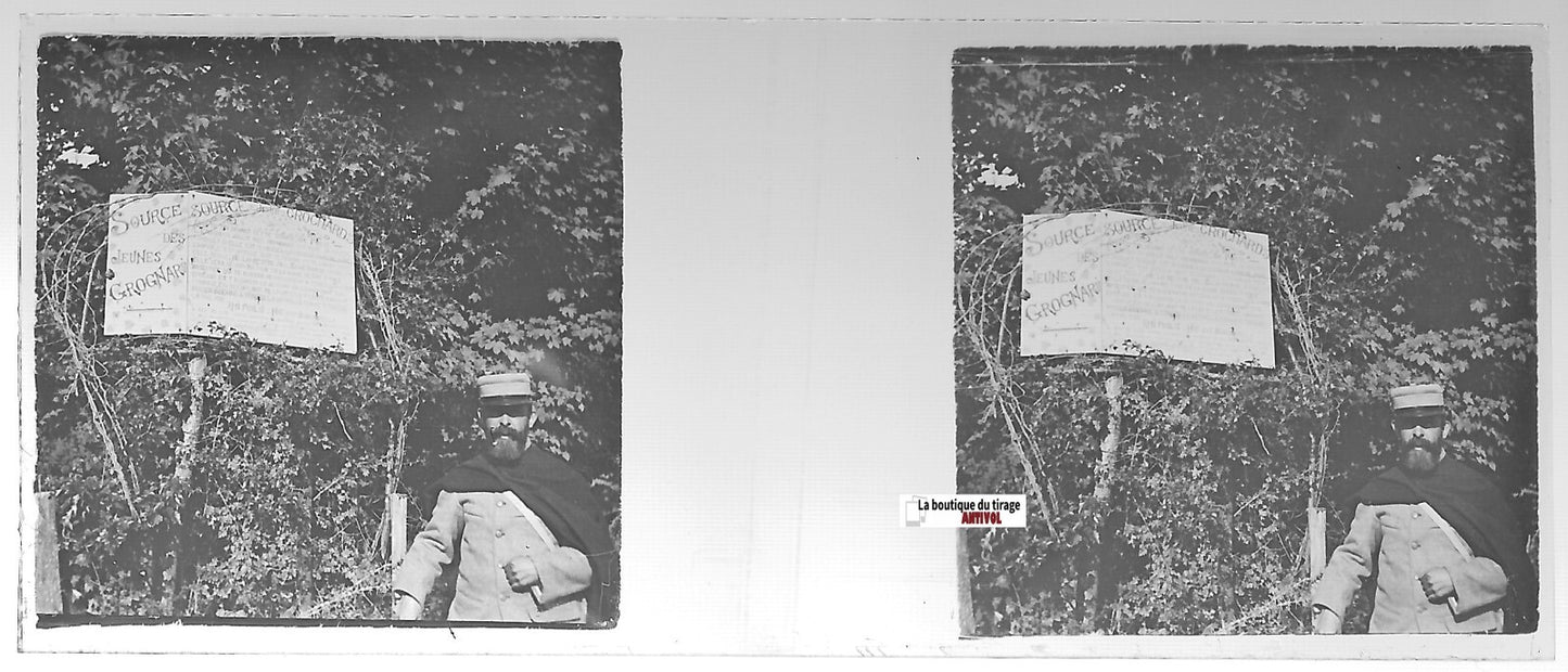 Source Grognards, Plaque verre stéréo, positif ancien noir & blanc 4,5x10,7 cm