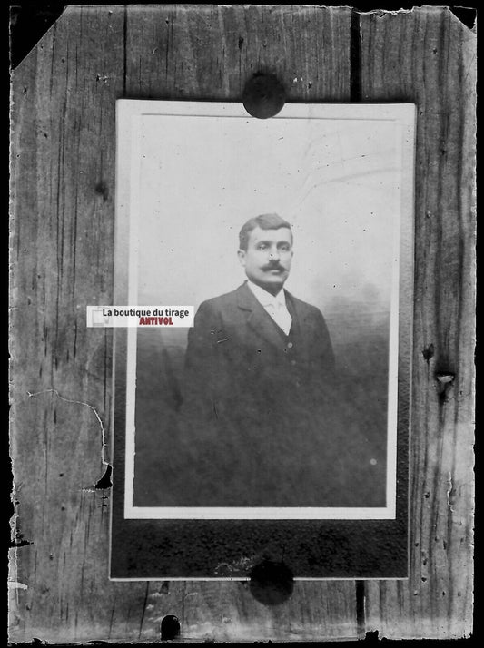 Plaque verre photo ancienne négatif noir et blanc 6x9 cm homme monsieur vintage - La Boutique Du Tirage 