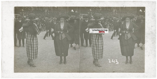 Personnages, Longchamp, Paris, plaque verre stéréoscopique, positif 8,5x17 cm