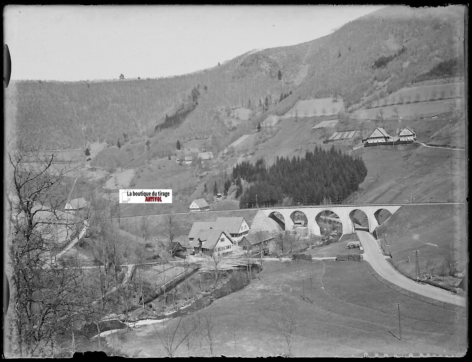 Village pont, montagne, Plaque verre photo, négatif ancien noir & blanc 9x12 cm