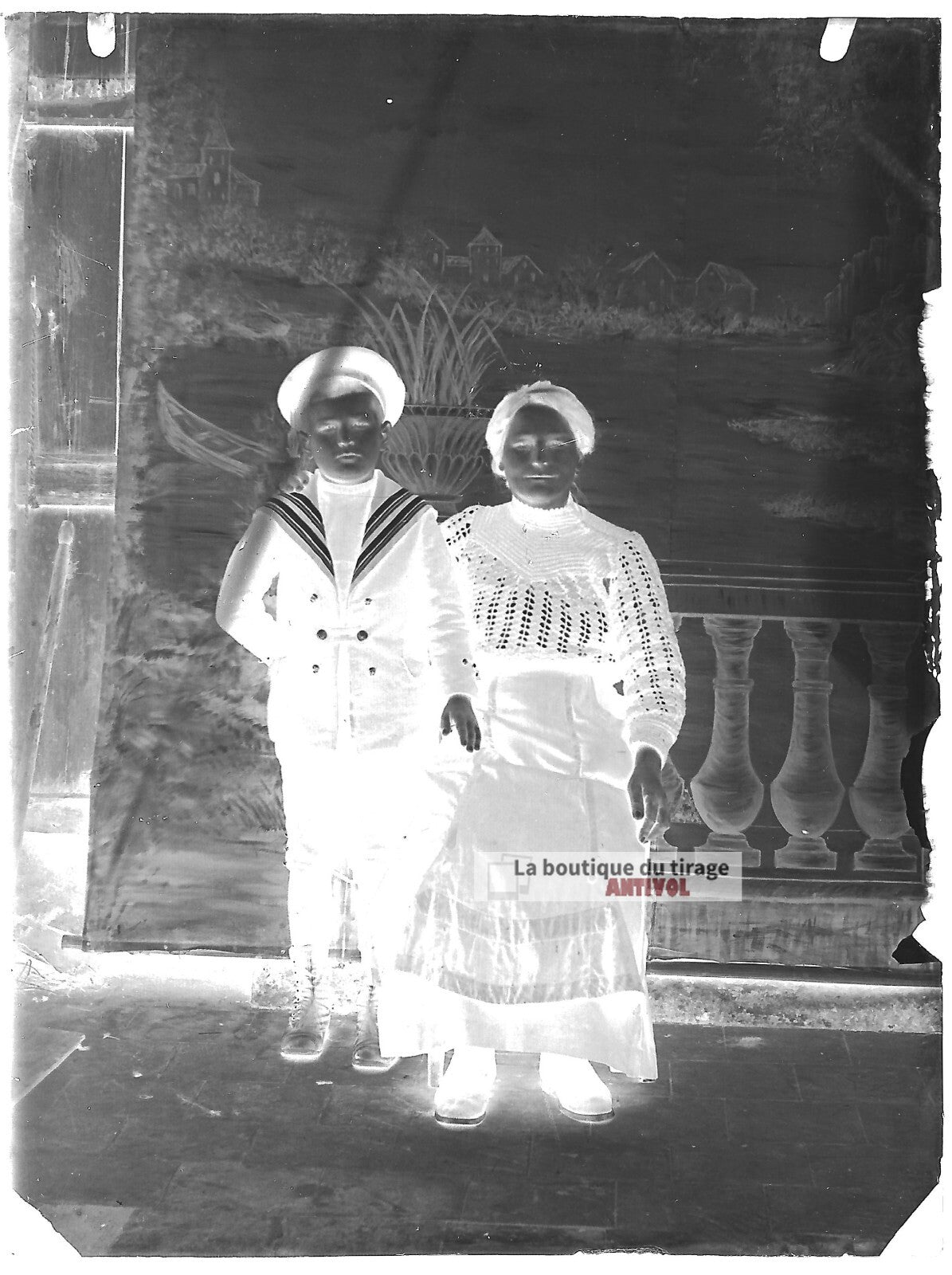 Plaque verre photo ancienne négatif noir et blanc 9x12 cm personnages France 