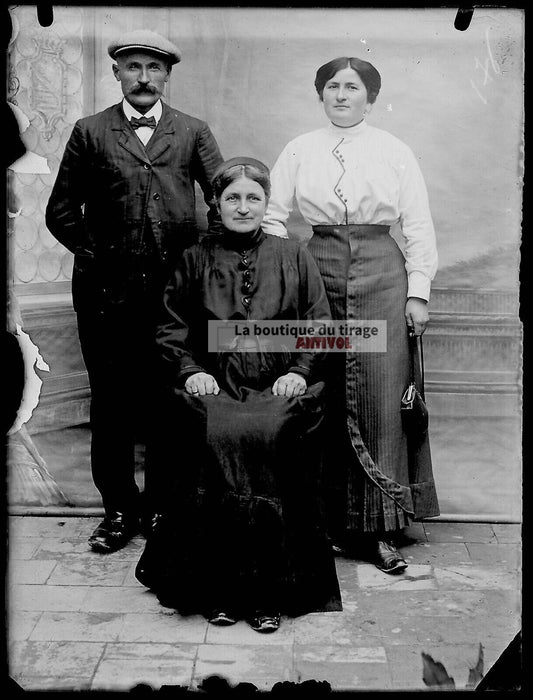 Plaque verre photo ancienne négatif noir et blanc 9x12 cm famille vintage France