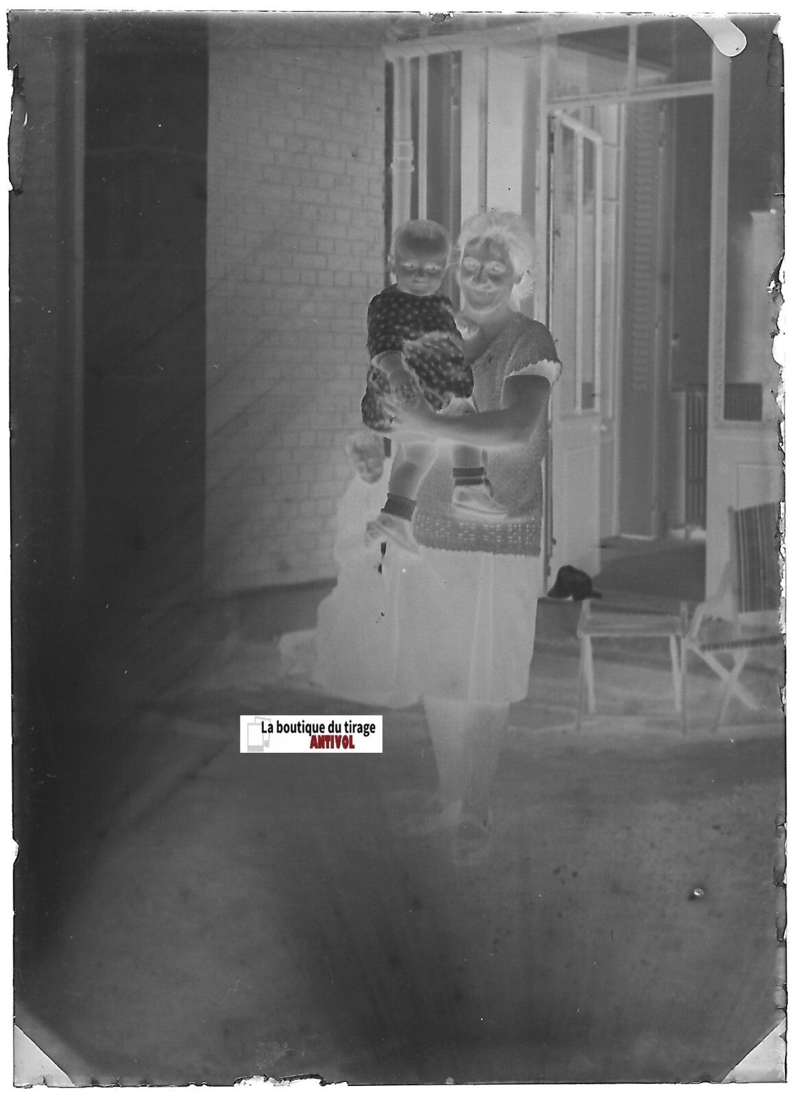 Bébé, famille, France, Plaque verre photo, négatif ancien noir & blanc 6x9 cm