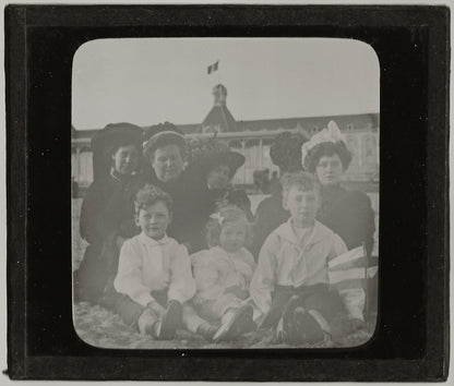 Valras-Plage, famille, enfant, photo ancienne plaque de verre, positif 8,5x10 cm