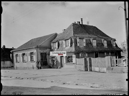 Plaque verre photo ancienne négatif noir et blanc 13x18 cm restaurant Alsace