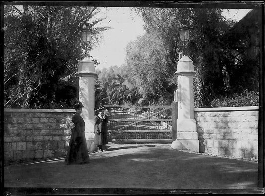 Plaque verre photo négatif noir et blanc 6x9 cm 2 dames entrée glass plate 