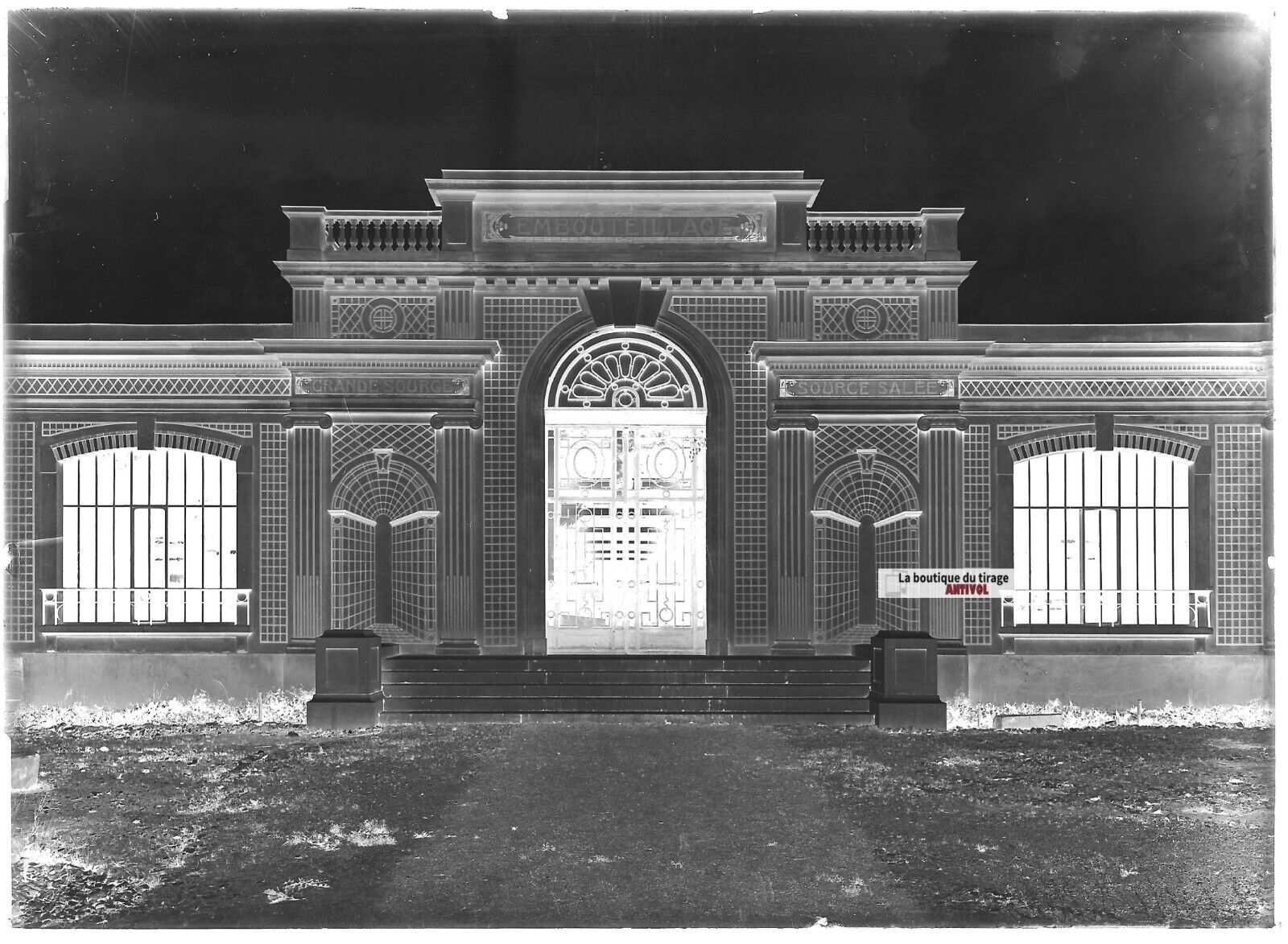 Plaque verre photo ancienne négatif noir et blanc 13x18 cm Vittel grande source