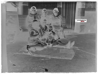 Famille, bébé, Plaque verre photo ancienne, négatif noir & blanc 9x12 cm