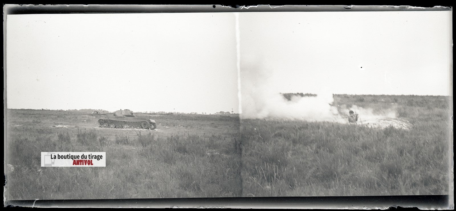 Camp du Ruchard, char, plaque verre, photo ancienne, négatif N&B 6x13 cm