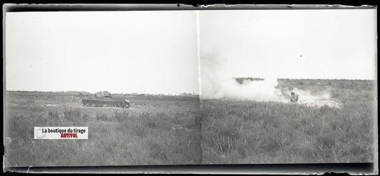 Camp du Ruchard, char, plaque verre, photo ancienne, négatif N&B 6x13 cm