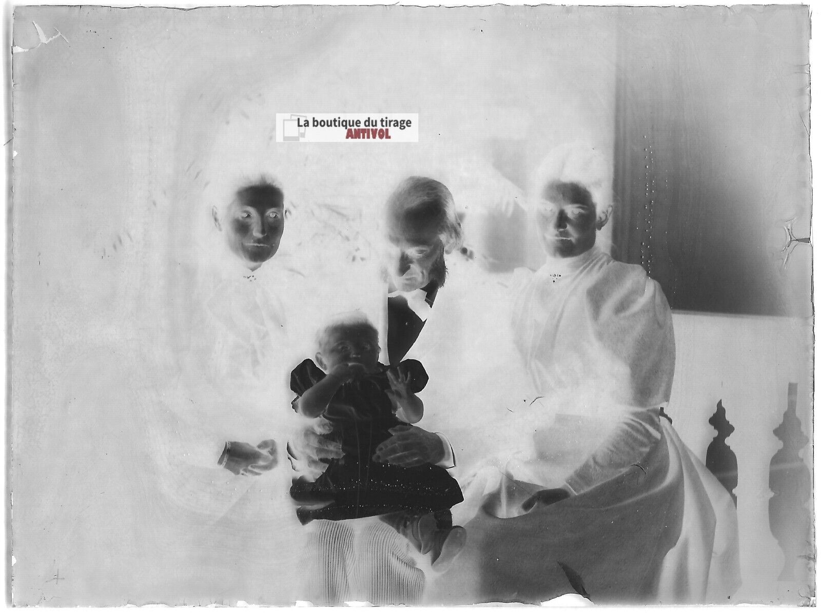 Plaque verre photo ancien négatif noir et blanc 9x12 cm famille enfant bébé