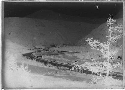 Plaque verre photo ancienne négatif noir et blanc 6x9 cm paysage rivière eau