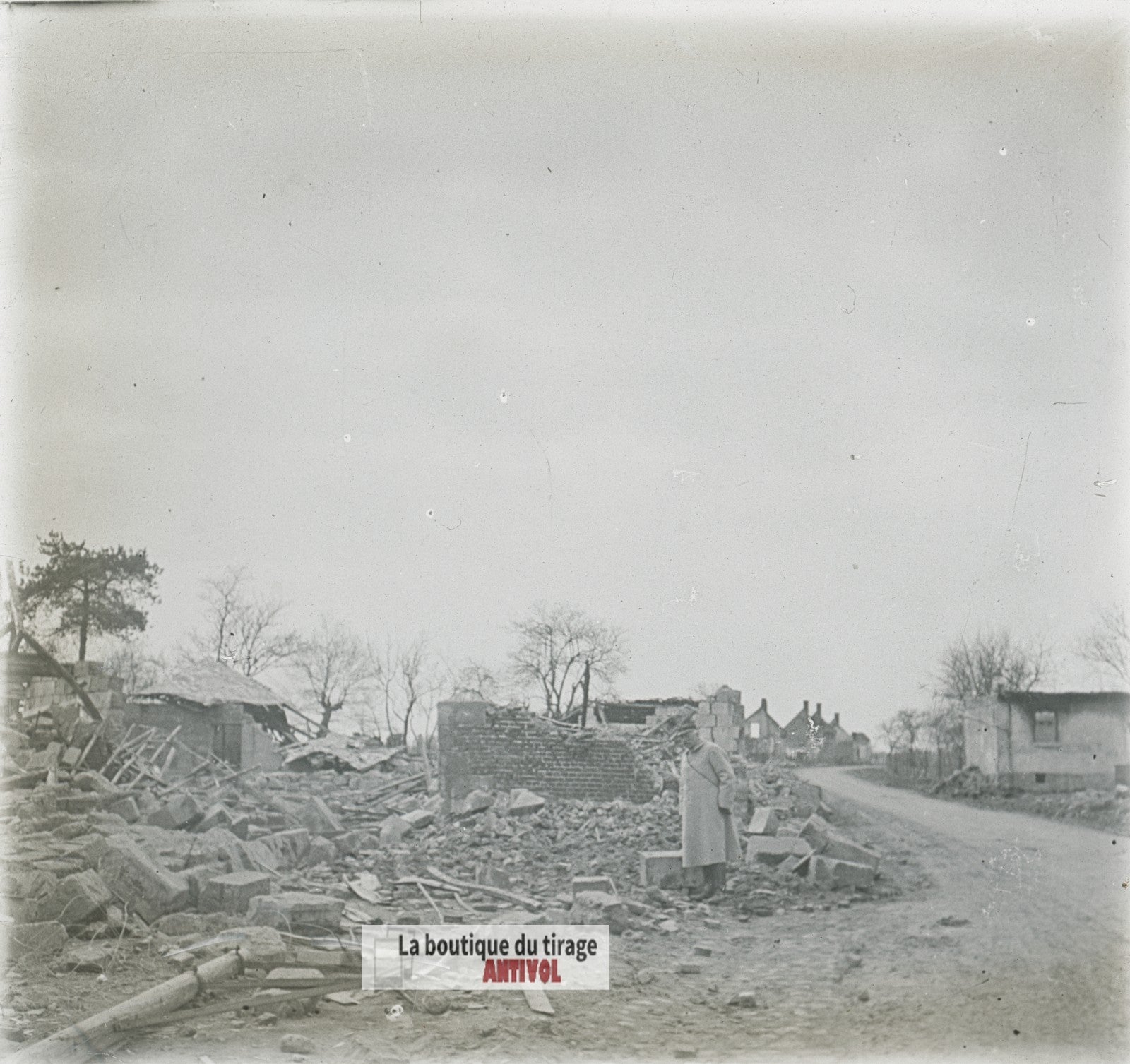 Village en ruines, bombardements WW1, plaque verre photo ancienne stéréo 6x13 cm
