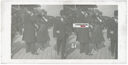 Scène de vie, Longchamp, Paris, plaque verre stéréoscopique, positif 8,5x17 cm