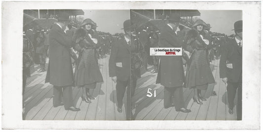 Scène de vie, Longchamp, Paris, plaque verre stéréoscopique, positif 8,5x17 cm